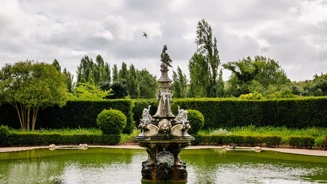 Parques De Sintra Palacio De Queluz Lago Medalhas