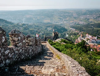 Parques De Sintra Castelo Dos Moutos Muralhas 02