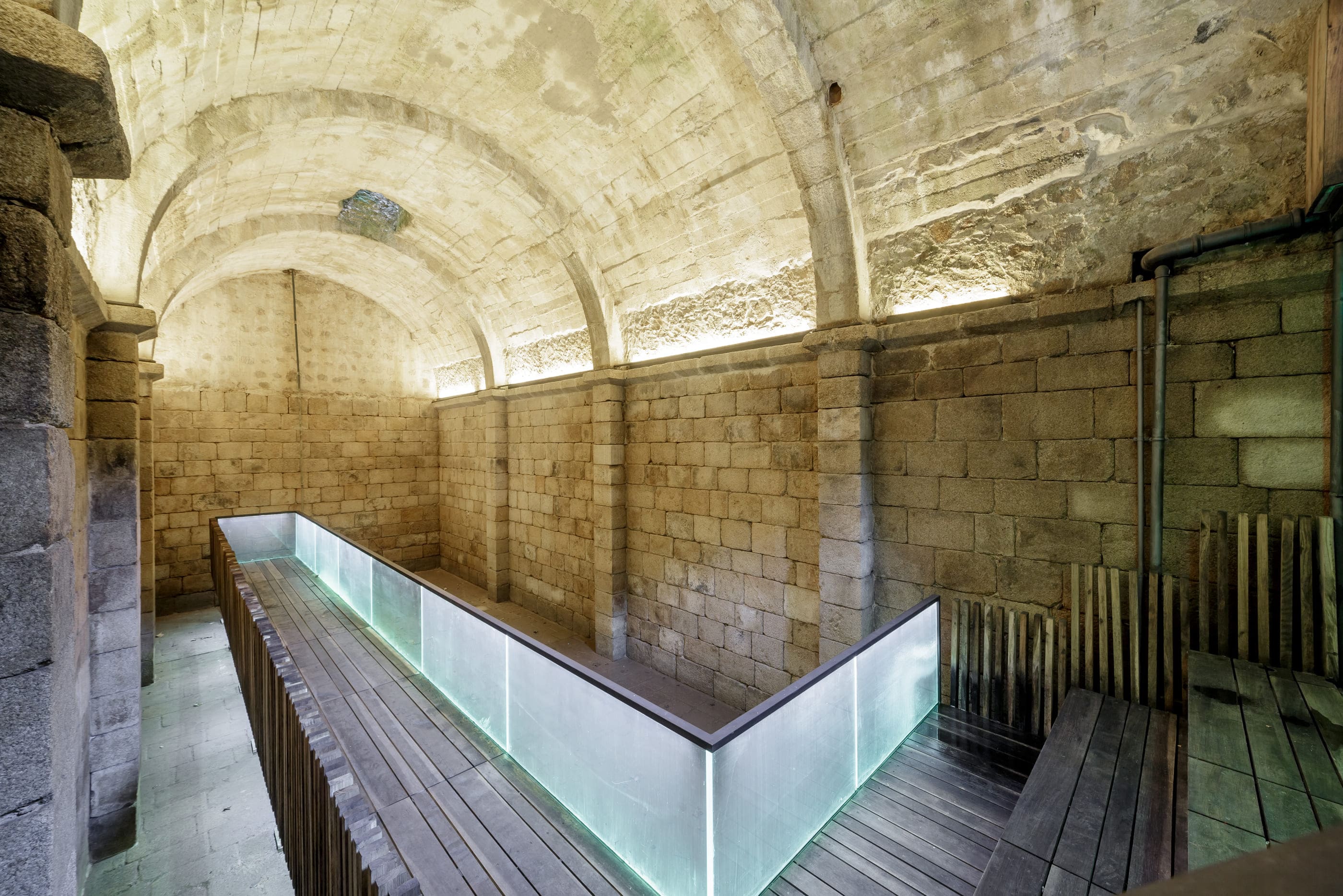 Parques De Sintra Castelo Dos Mouros Cisterna