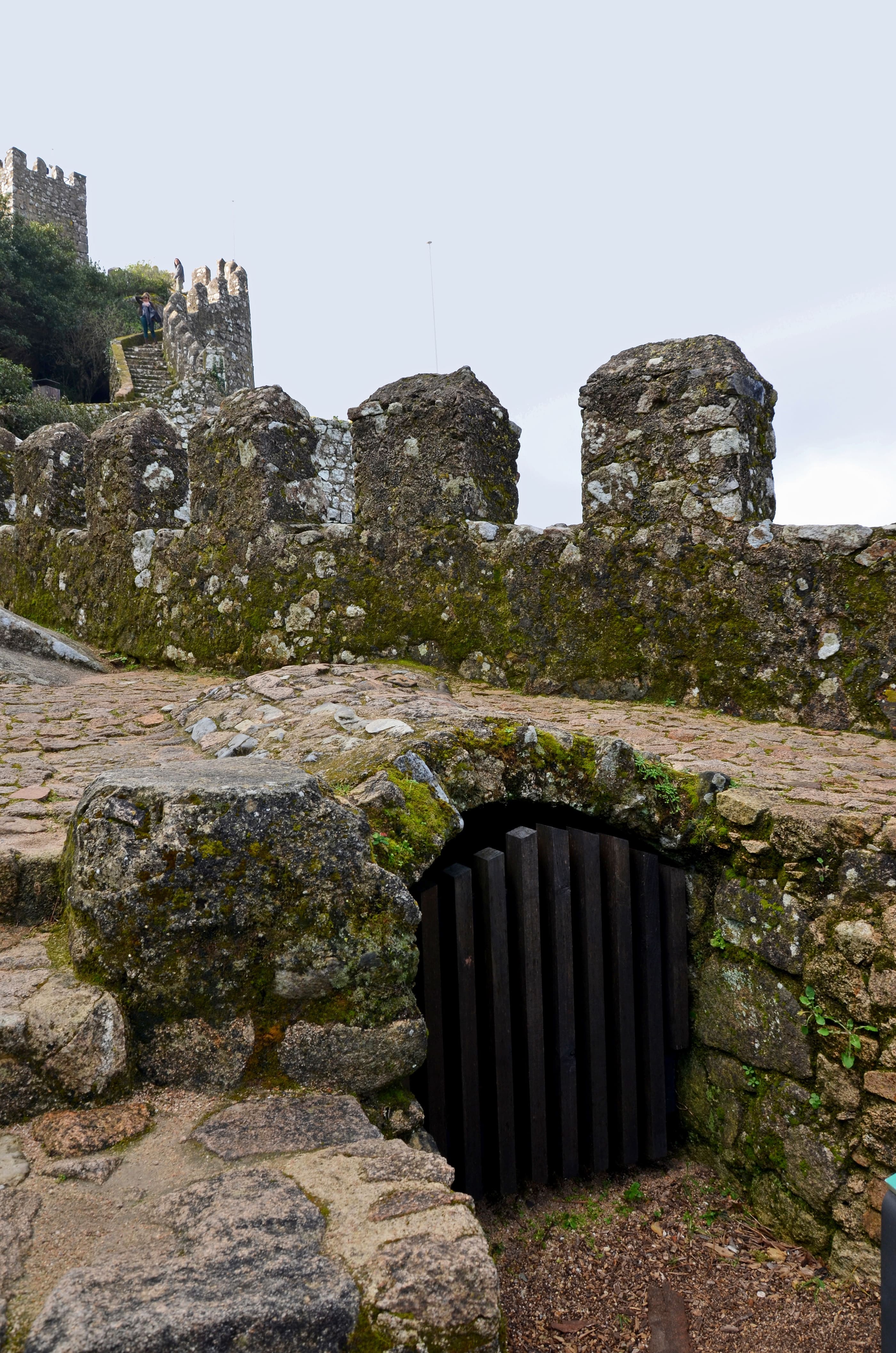 Parques De Sintra Castelo Dos Mouros Porta Traicao