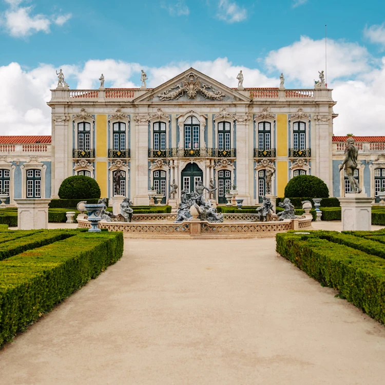 Parques De Sintra Palacio De Queluz Hero 01
