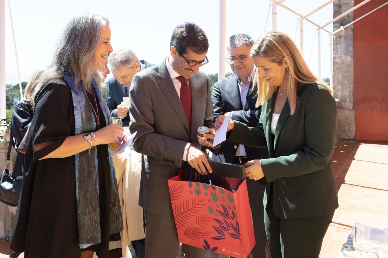 Visita Da Ministra Da Cultura, Juventude E Desporto Ao Palácio Da Pena