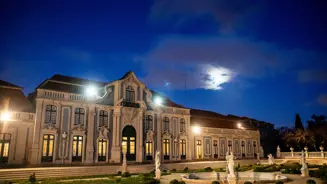 Palacio Nacional De Queluz Imagem Noturna Fachada Da Sala Do Trono Credits PSML Luisduarte